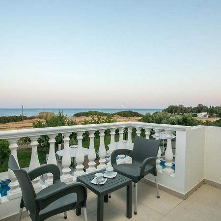 גנאדי Rita Mare Seafront Villas Heated Pools מראה חיצוני תמונה