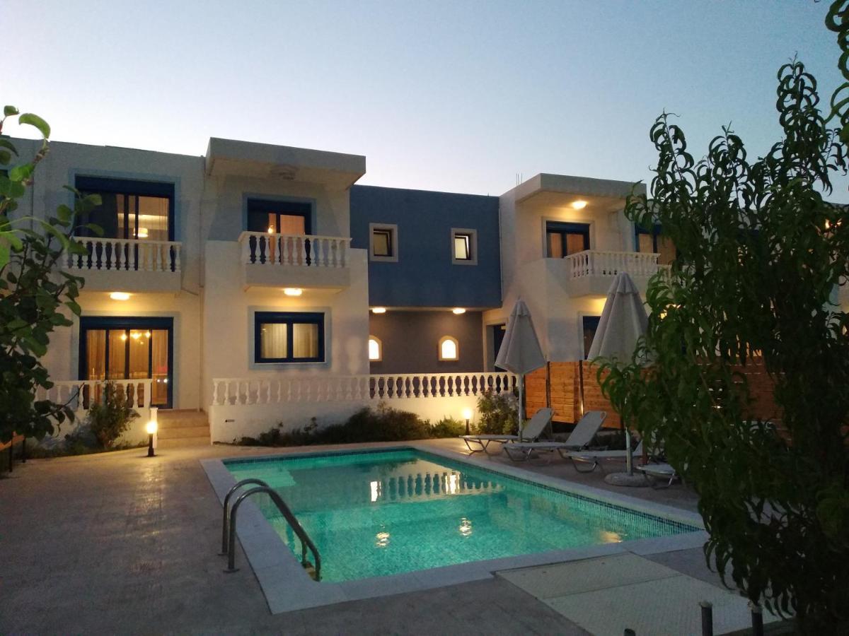 גנאדי Rita Mare Seafront Villas Heated Pools מראה חיצוני תמונה