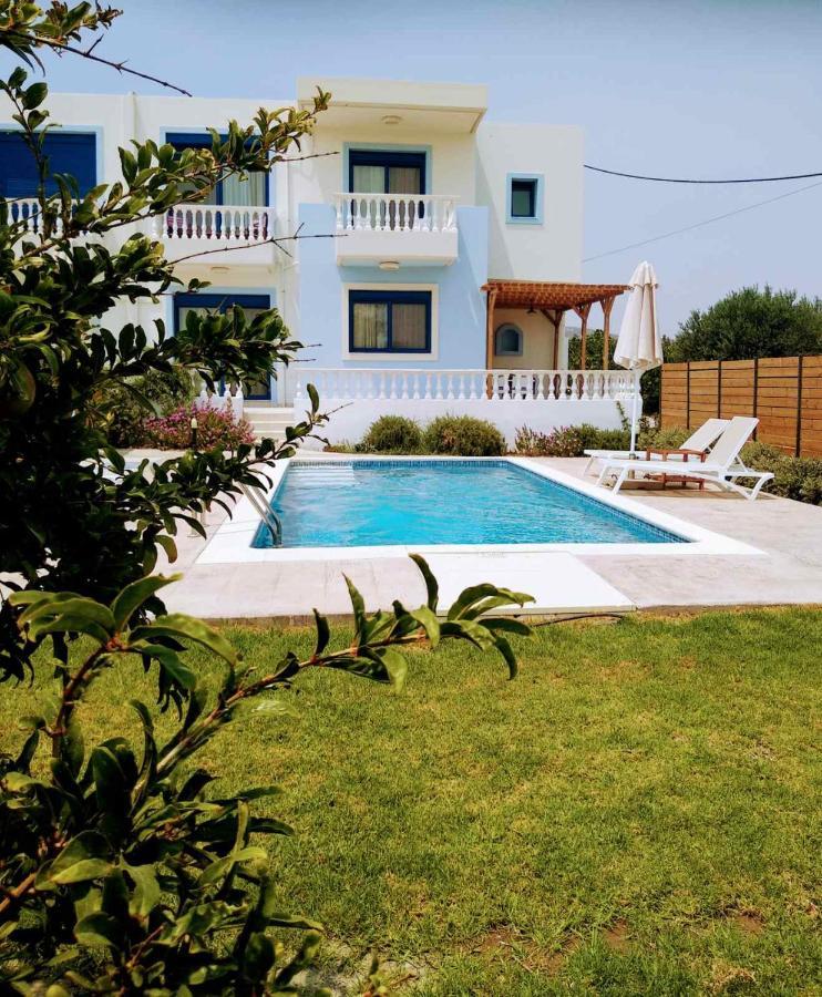 גנאדי Rita Mare Seafront Villas Heated Pools מראה חיצוני תמונה