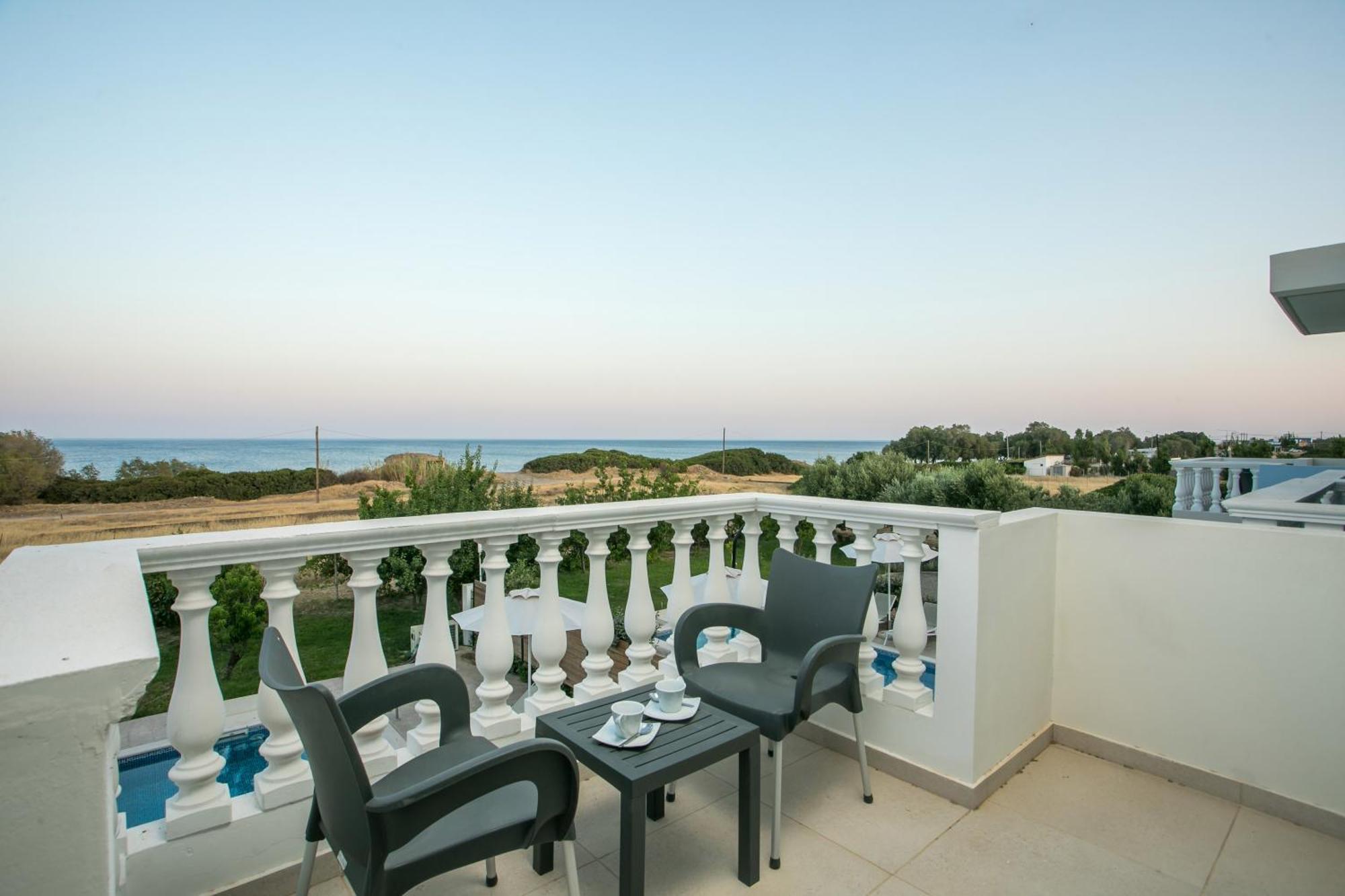 גנאדי Rita Mare Seafront Villas Heated Pools מראה חיצוני תמונה