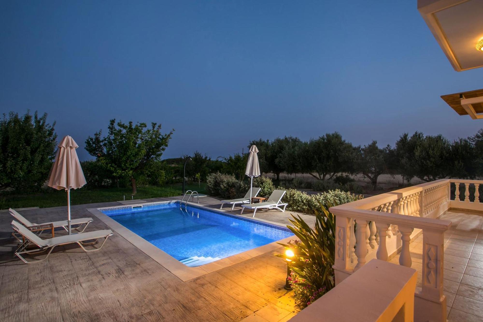 גנאדי Rita Mare Seafront Villas Heated Pools מראה חיצוני תמונה