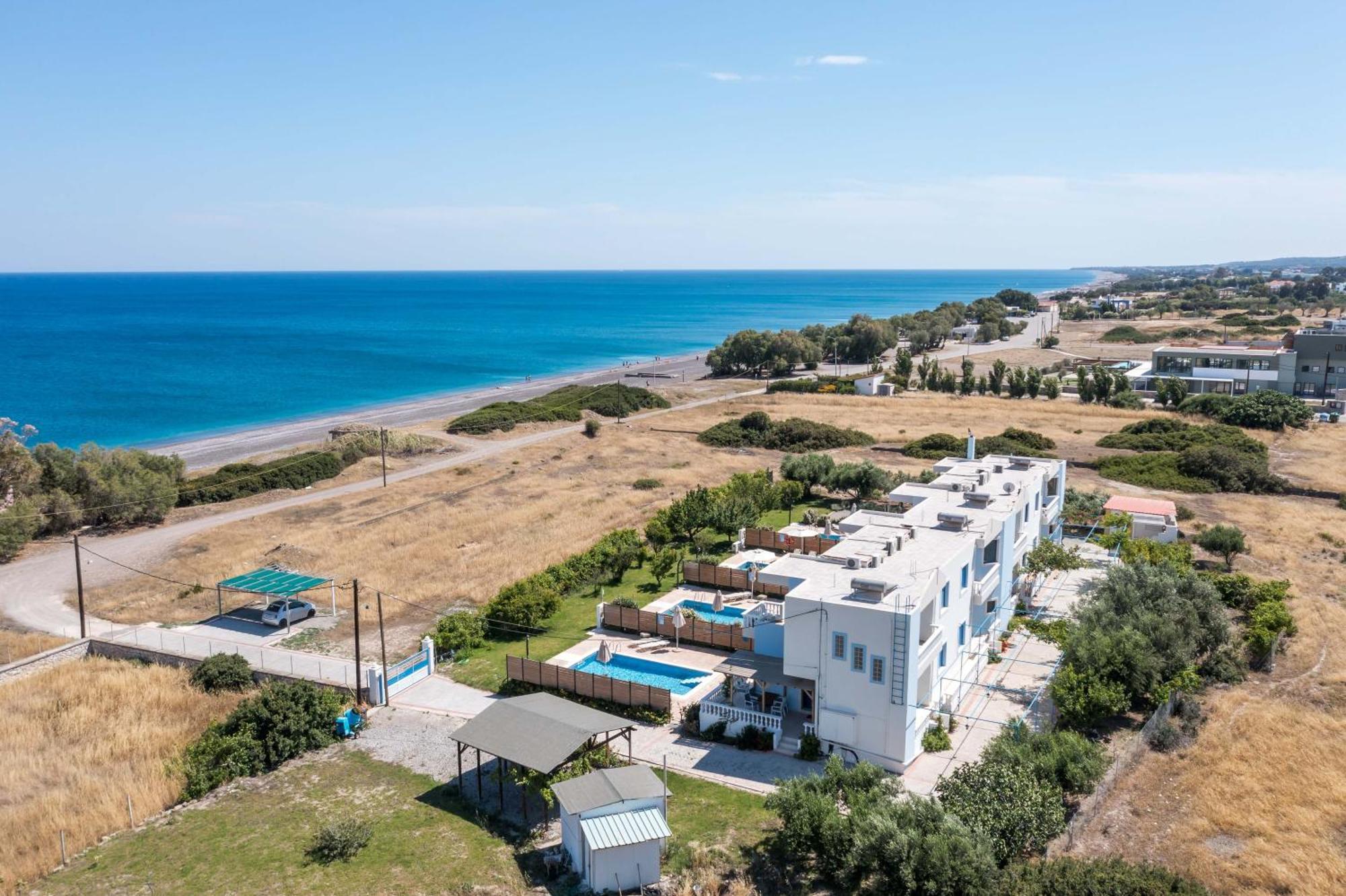 גנאדי Rita Mare Seafront Villas Heated Pools מראה חיצוני תמונה