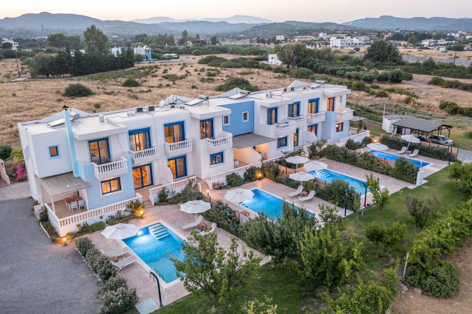 גנאדי Rita Mare Seafront Villas Heated Pools מראה חיצוני תמונה