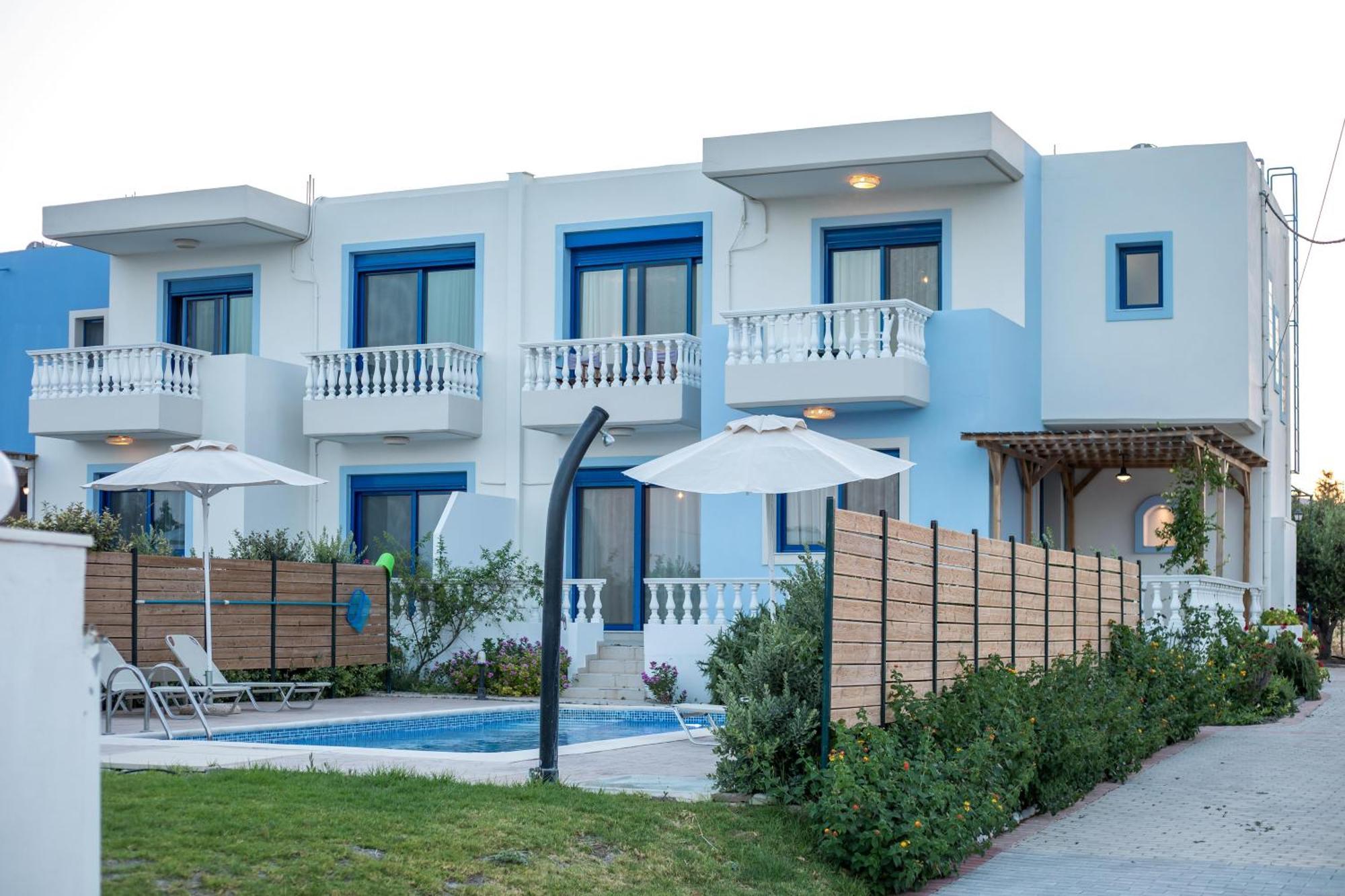 גנאדי Rita Mare Seafront Villas Heated Pools מראה חיצוני תמונה